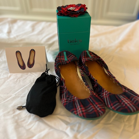 Tieks Heritage Plaid Sz 11 with Box and flower! - Picture 8 of 8